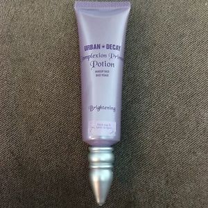 Bnwob Urban Decay Brightening face primer